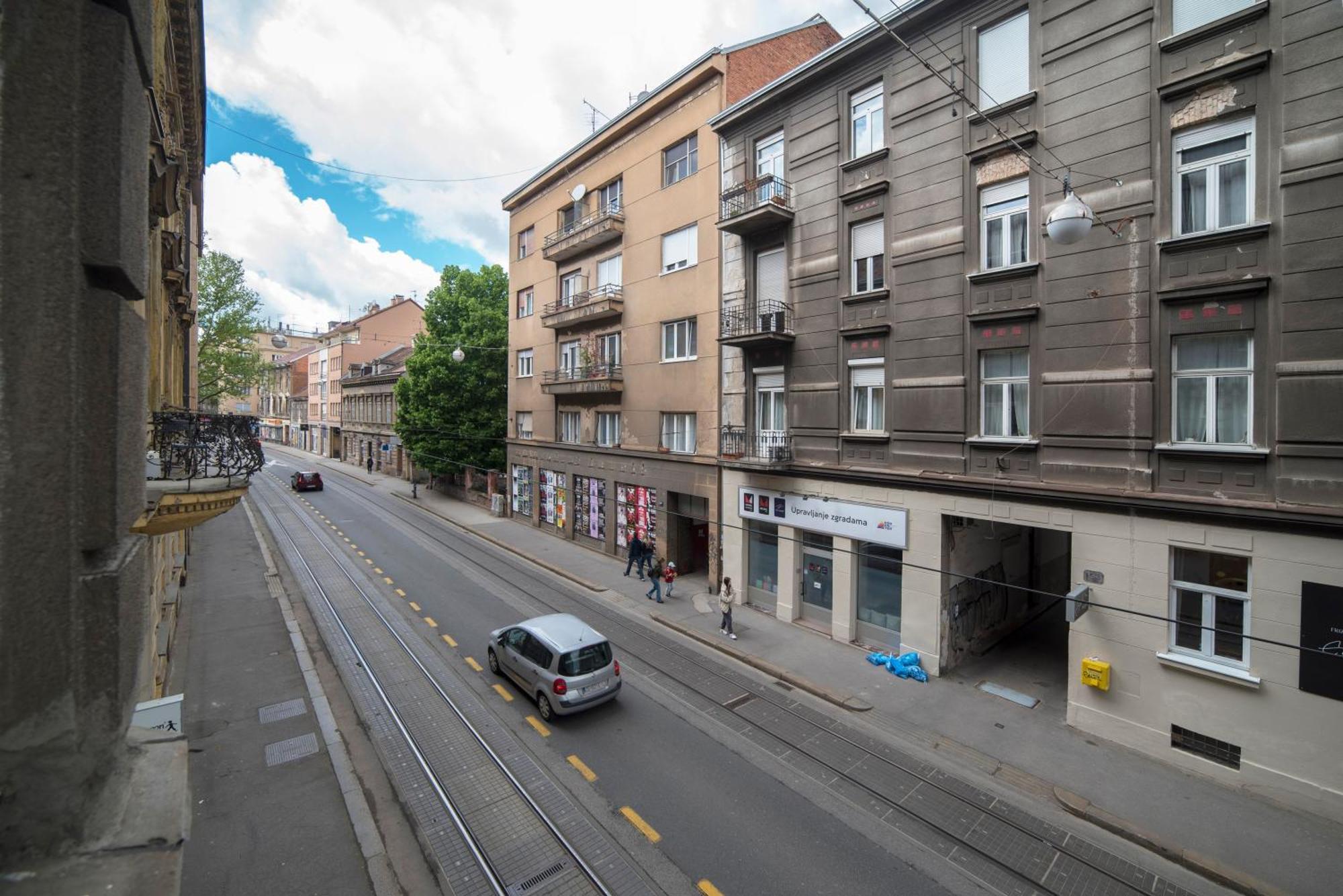 Apartments Bella Mia, 1St Floor Zagreb Eksteriør bilde